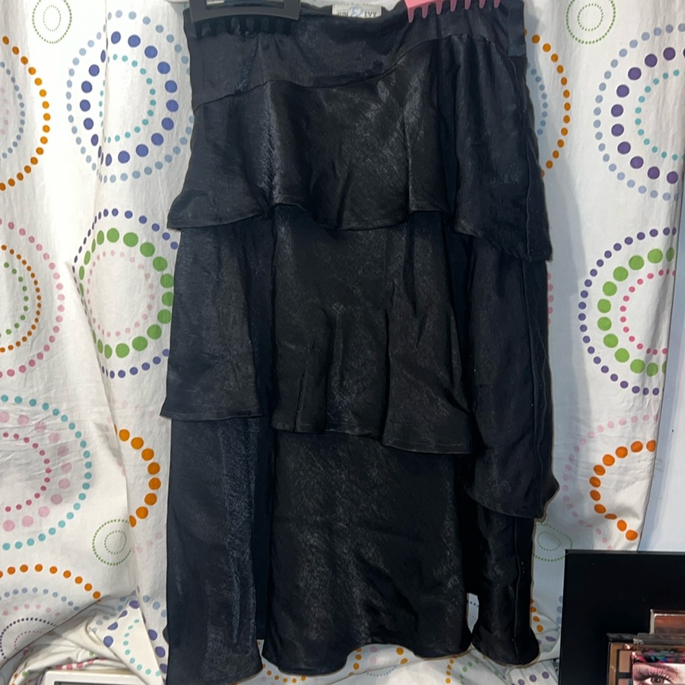 Black skirt